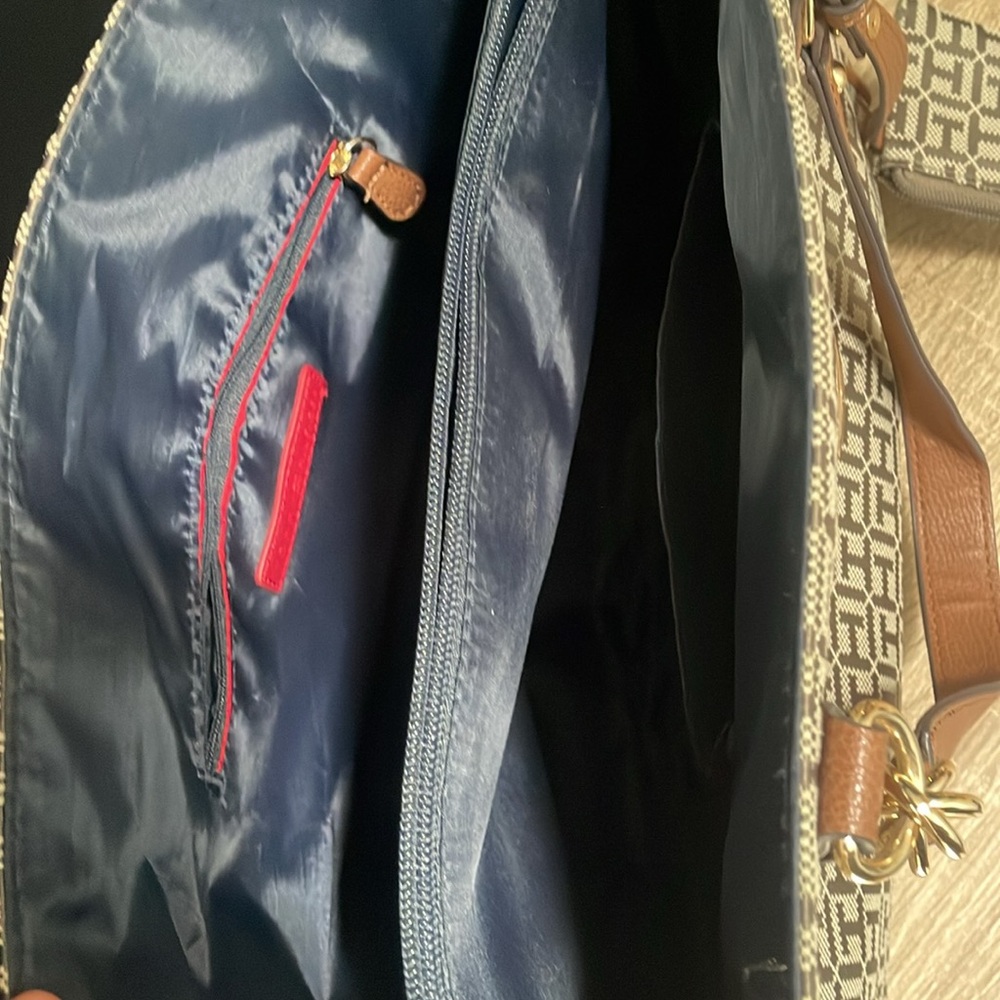 Brown Patterned Tote Bag With Pouch - image 2